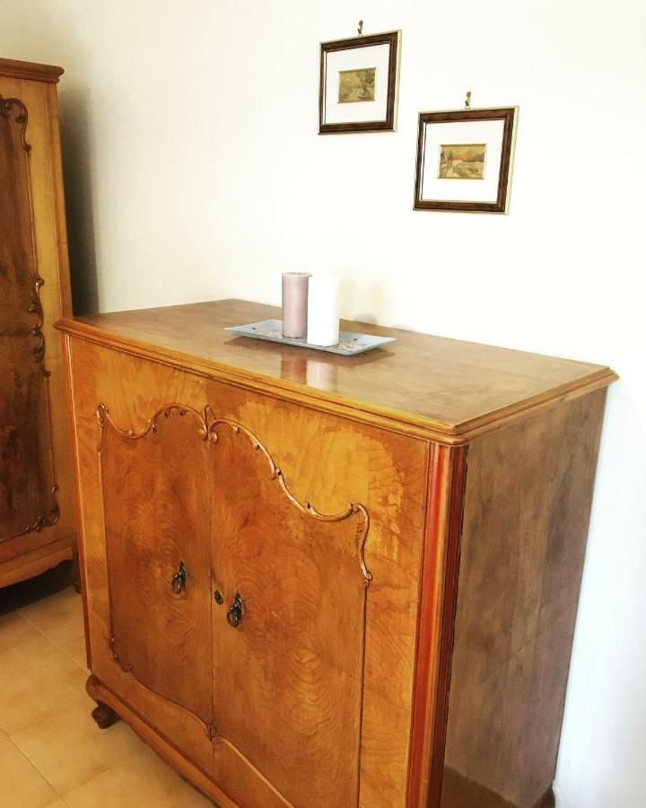 Evripides Vintage Airport Apartment Spáta Екстериор снимка