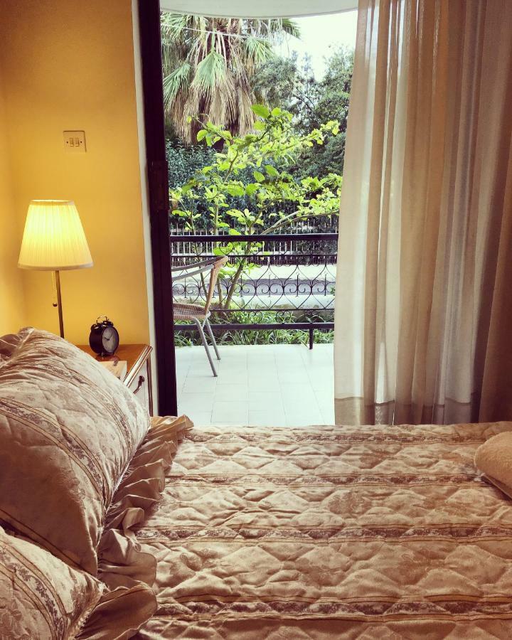 Evripides Vintage Airport Apartment Spáta Екстериор снимка