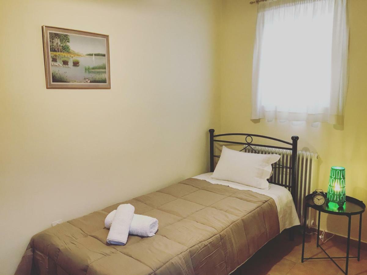 Evripides Vintage Airport Apartment Spáta Екстериор снимка