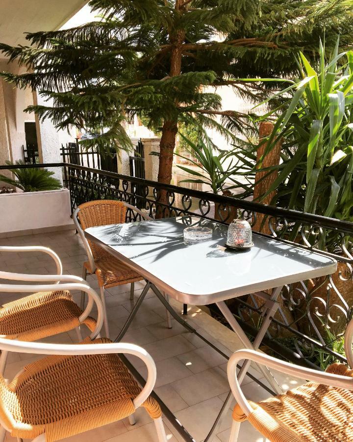 Evripides Vintage Airport Apartment Spáta Екстериор снимка